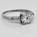 Classic Engagement Diamond Ring