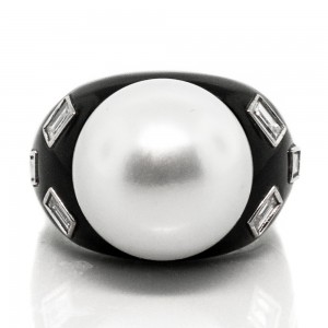 Pearl Diamond Enamel Ring