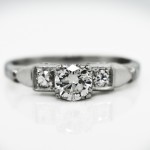 1940 Diamond Platinum Ring